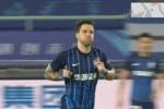 再下一城！牟鹏飞解围失误，绍尔头球破门，三镇2-0海牛